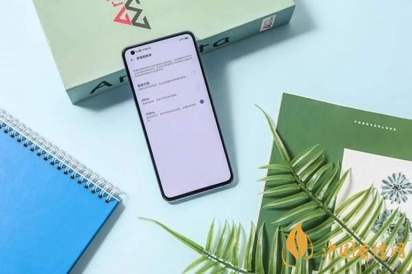 iqoo5值得入手嗎？旗艦“水桶機(jī)”入手到底虧不虧！