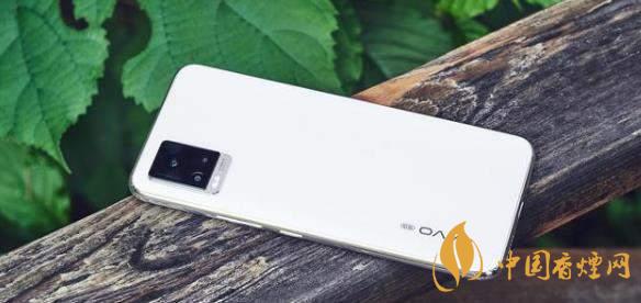 vivoy70s和vivos7哪個(gè)好？vivoy70s和vivos7兩款手機(jī)參數(shù)對(duì)比