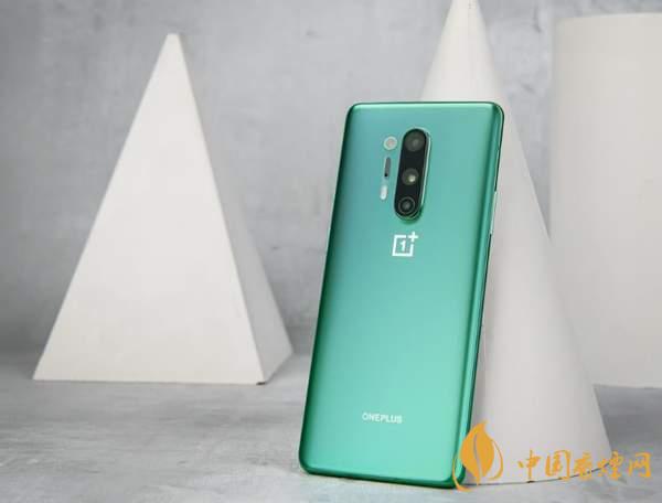 一加8Pro和華碩ZenFone7Pro對(duì)比-哪個(gè)更好？