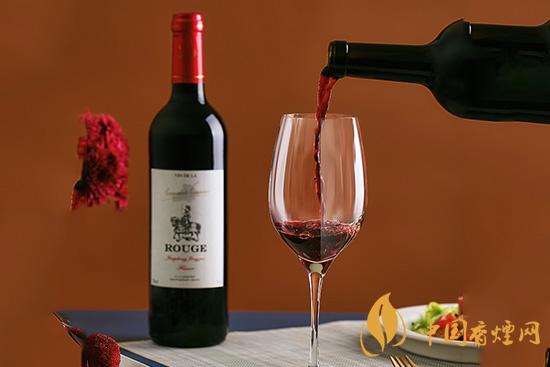 存放葡萄酒時(shí)酒瓶怎樣放置？葡萄酒存放的正確方法