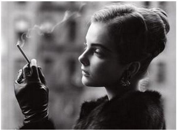 夢(mèng)見(jiàn)抽煙是什么意思，一切如過(guò)眼云煙