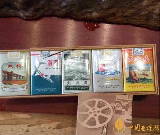 黃鶴樓流金歲月多少錢一條，黃鶴樓懷舊系列香煙