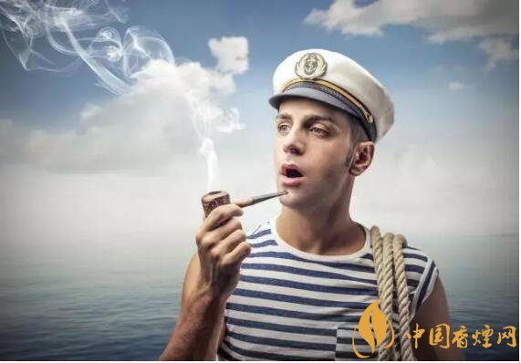 香煙夾耳朵上是怎么來(lái)的，耳夾煙是男人的專(zhuān)利