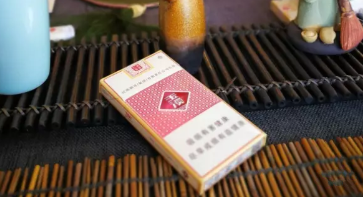 玉溪清香世家多少錢(qián)一包 玉溪清香世家(細(xì)支)價(jià)格26元